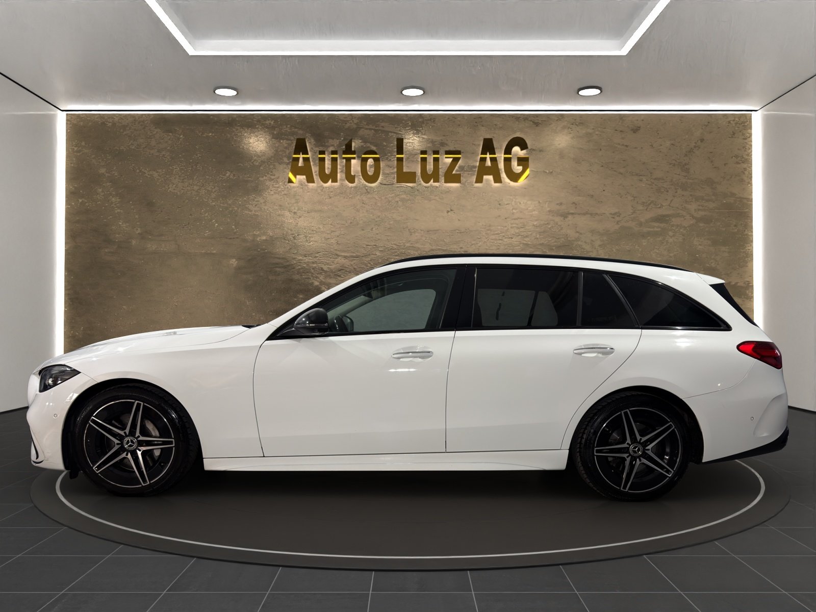 MERCEDES-BENZ C 220 d T 4Matic AMG Line, Hybride Léger Diesel/Électricité, Occasion / Utilisé, Automatique - 5