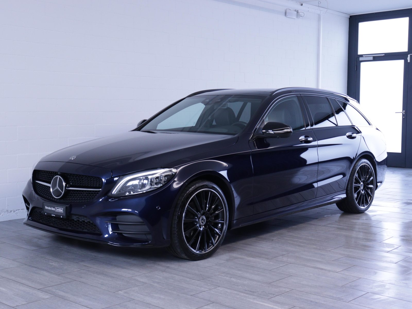 MERCEDES-BENZ C 220 d Swiss Star AMG Line 4m Kombi