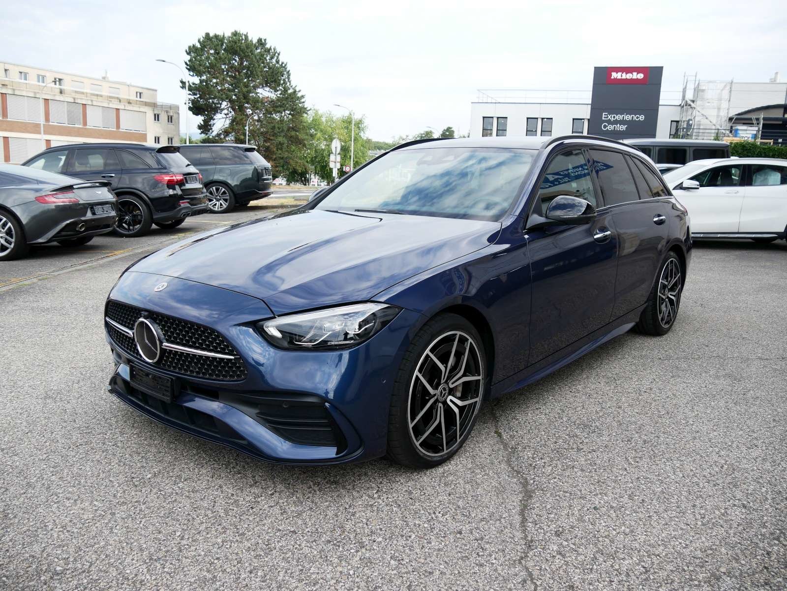 MERCEDES-BENZ C 220 d T 4Matic AMG Line