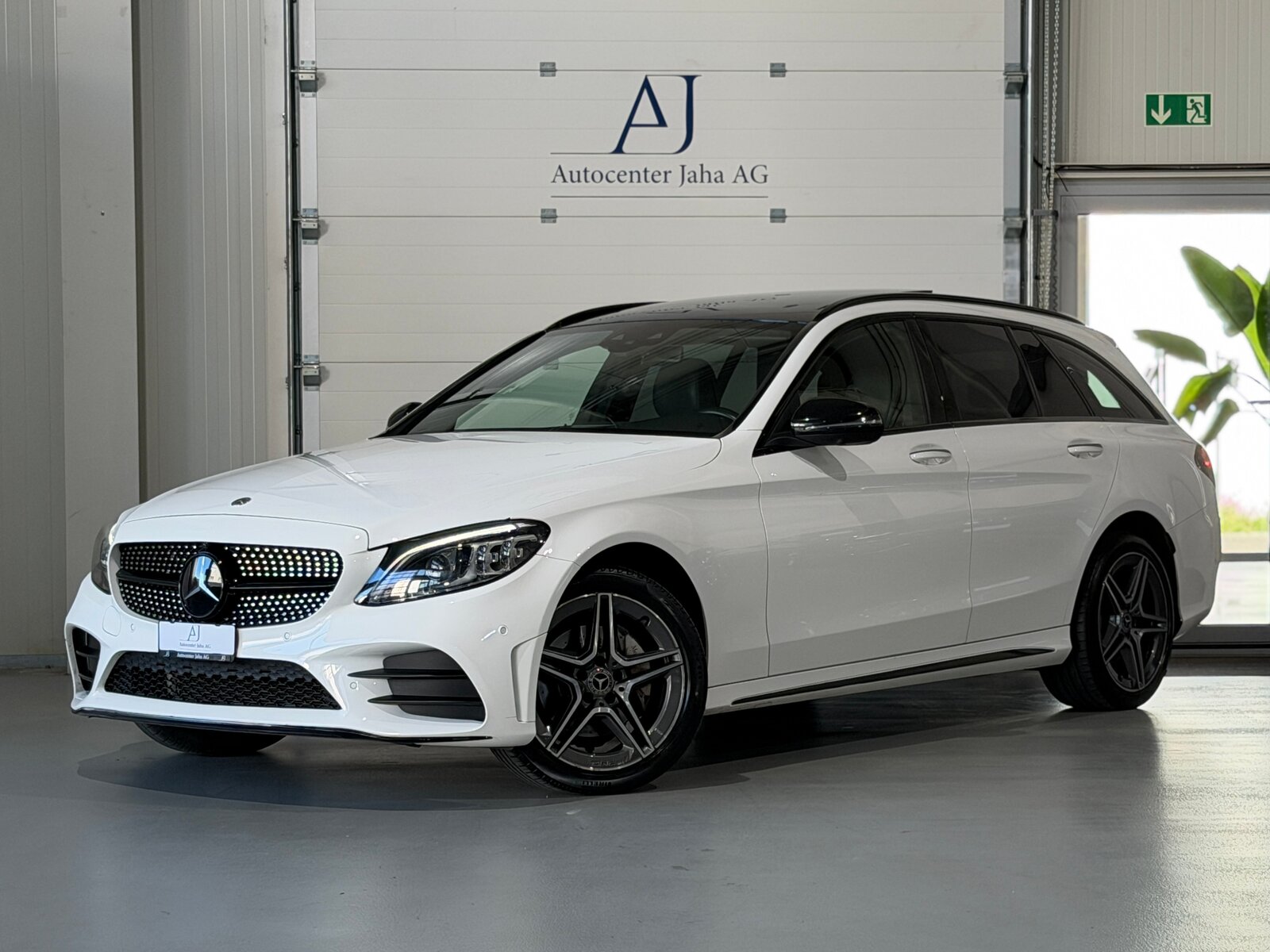 MERCEDES-BENZ C 220 d Swiss Star AMG Line 4M 9G-Tronic