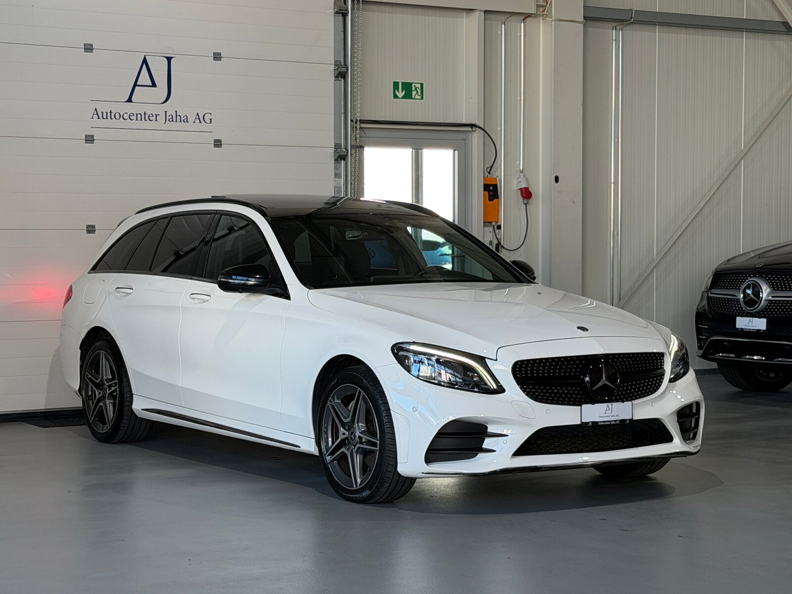 MERCEDES-BENZ C 220 d Swiss Star AMG Line 4M 9G-Tronic, Diesel, Second hand / Used, Automatic - 5