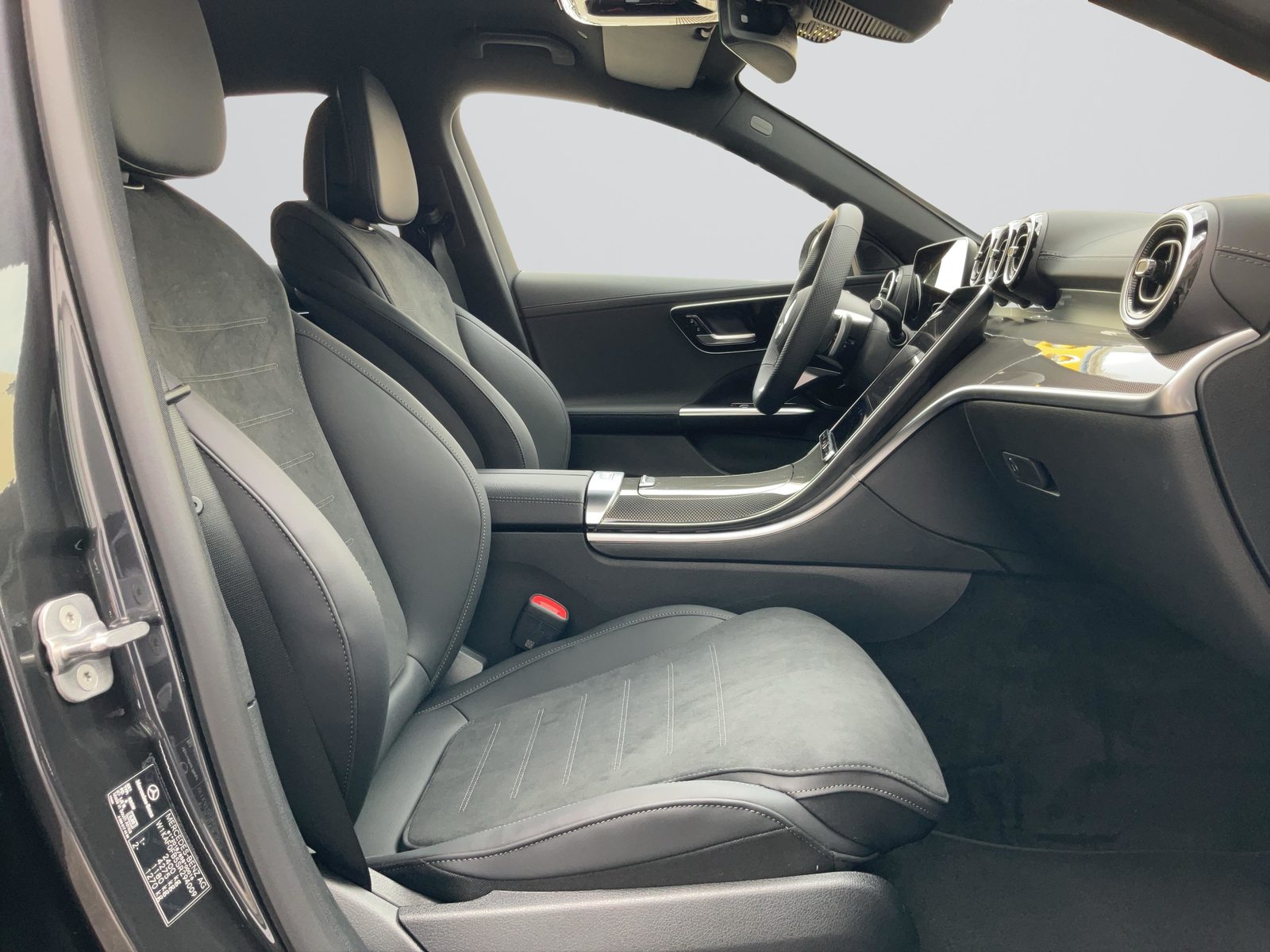 MERCEDES-BENZ C 220 d 4MATIC Limousine Swiss Star AMG Line, Mild-Hybrid Diesel/Electric, New car, Automatic - 7
