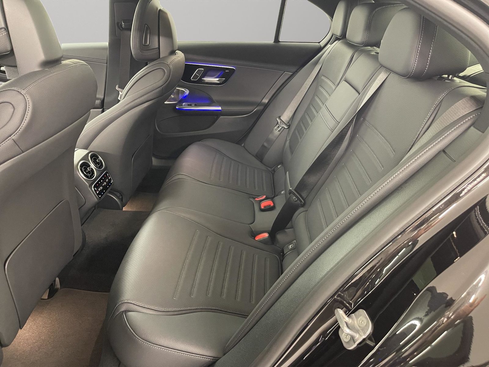 MERCEDES-BENZ C 220 d AMG Line 4matic, Hybride Léger Diesel/Électricité, Voiture nouvelle, Automatique - 7