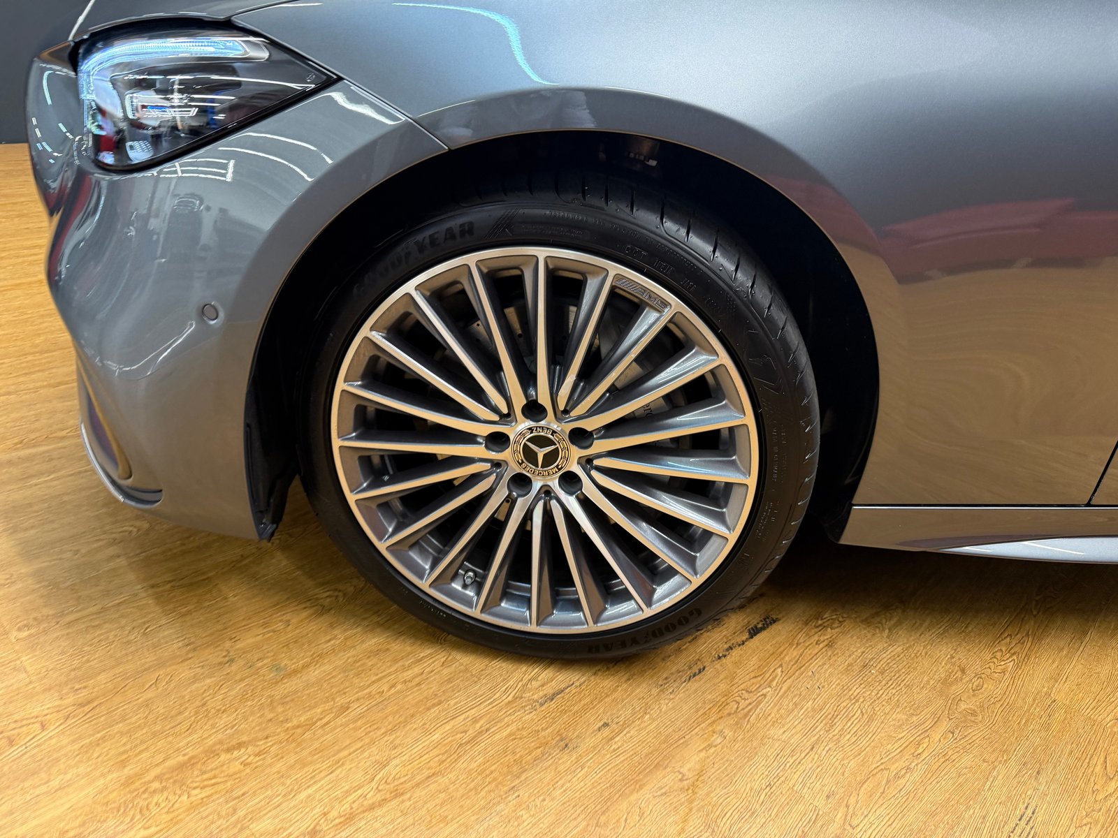 MERCEDES-BENZ C 220 d 4M - SwissStar - AMG / DISTRONIC / 360 Grad Kamera /, Hybride Léger Diesel/Électricité, Occasion / Utilisé, Automatique - 6