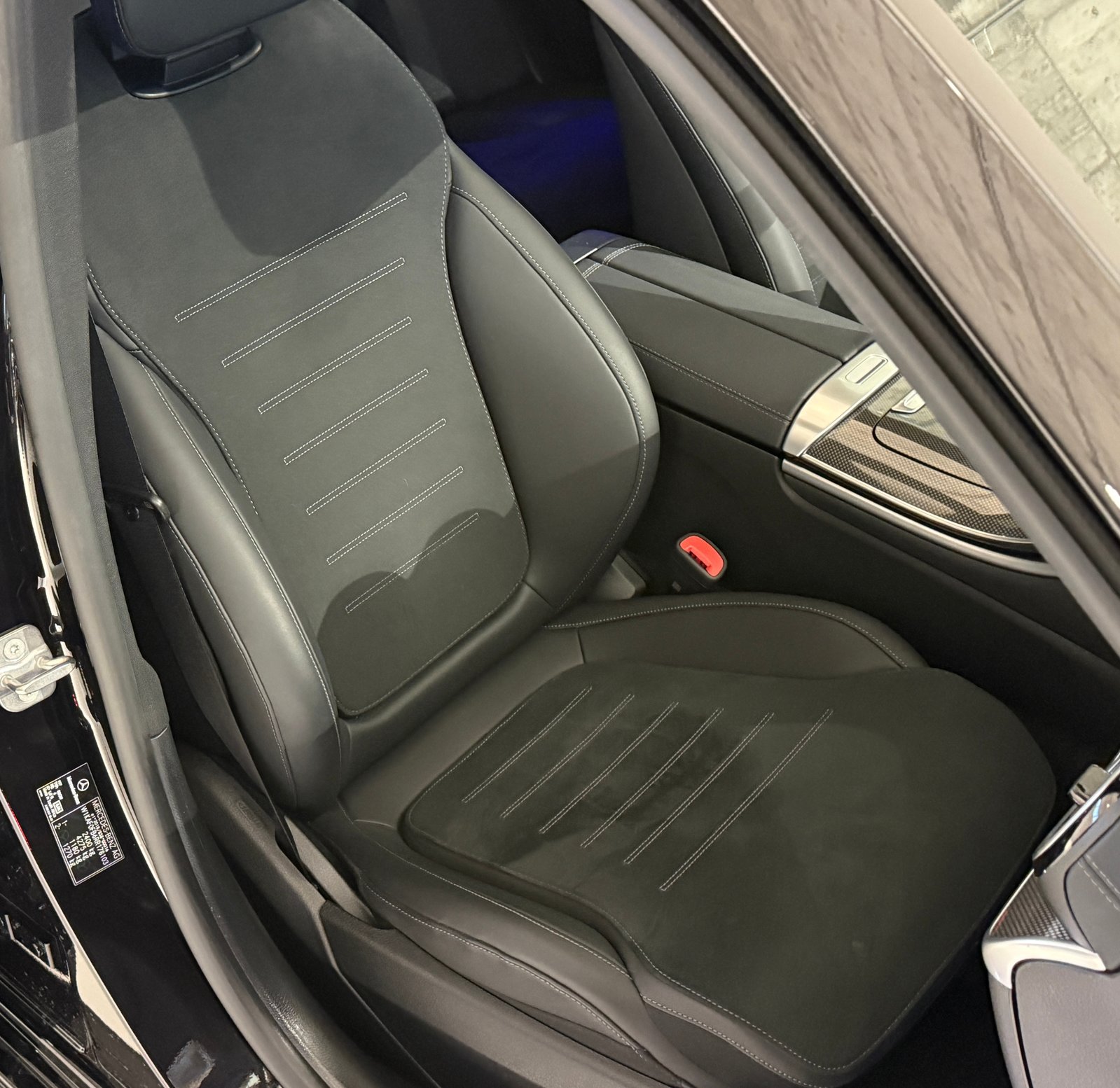 MERCEDES-BENZ C 220 d 4 Matic ***AMG-LINE***WERKSGARANTIE bis 2028 / 120'0, Mild-Hybrid Diesel/Elektro, Occasion / Gebraucht, Automat - 7