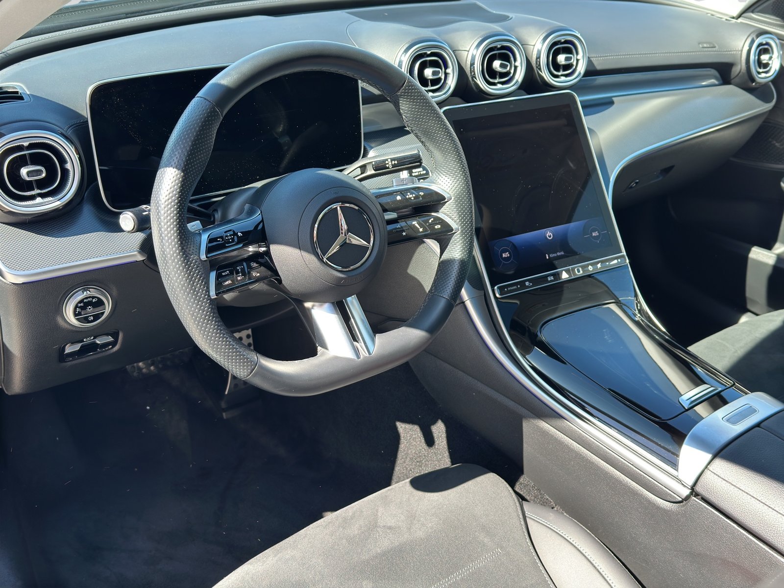 MERCEDES-BENZ C 220 d AMG Night 9G-Tronic, Mild-Hybrid Diesel/Elektro, Occasion / Gebraucht, Automatik - 7