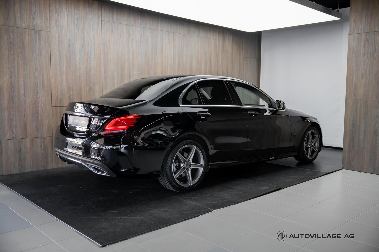MERCEDES-BENZ C 220 d Swiss Star AMG Line 4Matic 9G-Tronic, Diesel, Occasion / Gebraucht, Automatik - 2