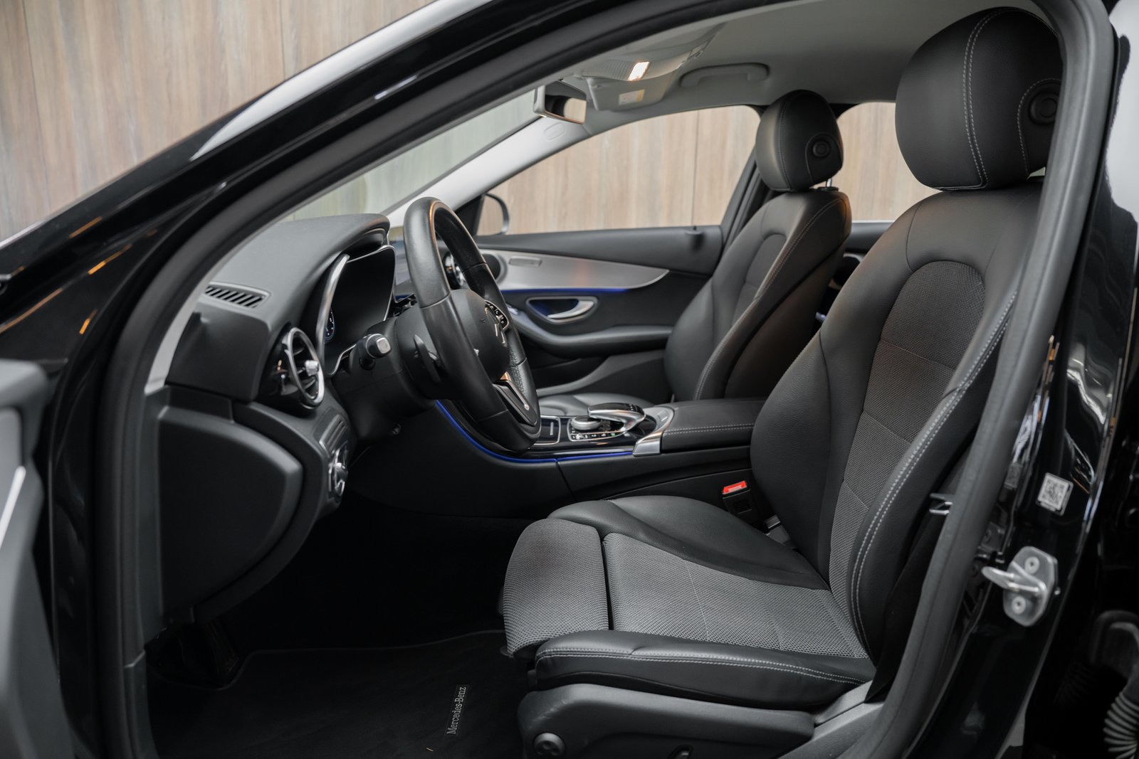 MERCEDES-BENZ C 220 d Swiss Star AMG Line 4Matic 9G-Tronic, Diesel, Occasion / Gebraucht, Automatik - 5