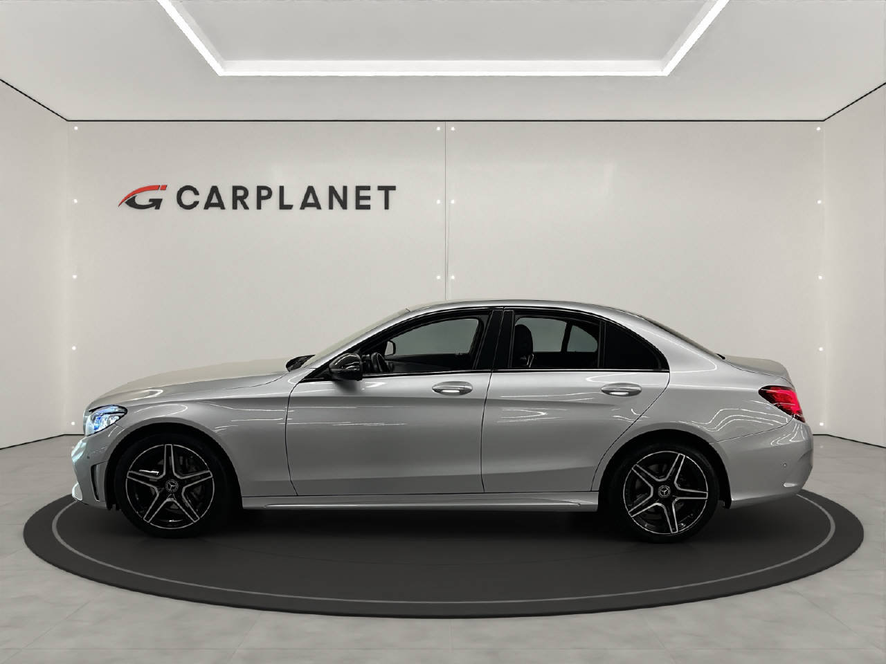 MERCEDES-BENZ C 220 d AMG Line 4matic, Diesel, Second hand / Used, Automatic - 3