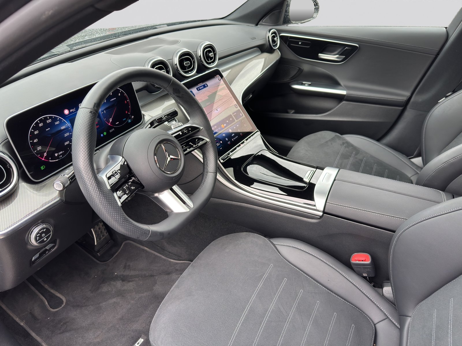 MERCEDES-BENZ C 220 d AMG Line, Mild-Hybrid Diesel/Elektro, Occasion / Gebraucht, Automatik - 7