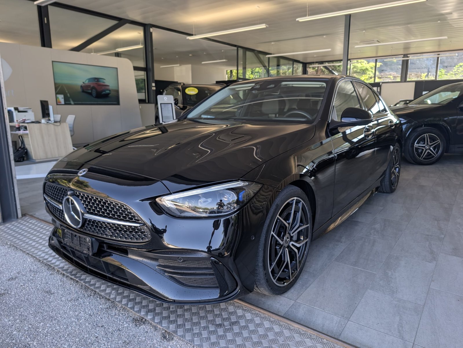MERCEDES-BENZ C 220 d Swiss Star AMG Line 4matic
