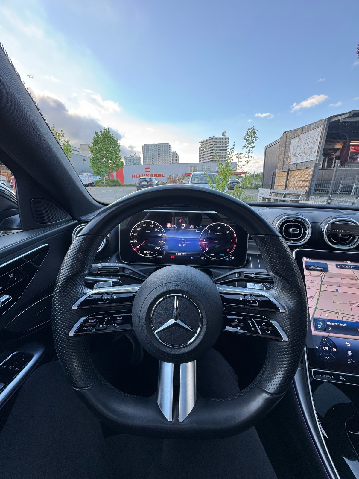 MERCEDES-BENZ C-Klasse W206 C 220 d AMG Line 4matic, Diesel, Occasion / Gebraucht, Automatik - 7