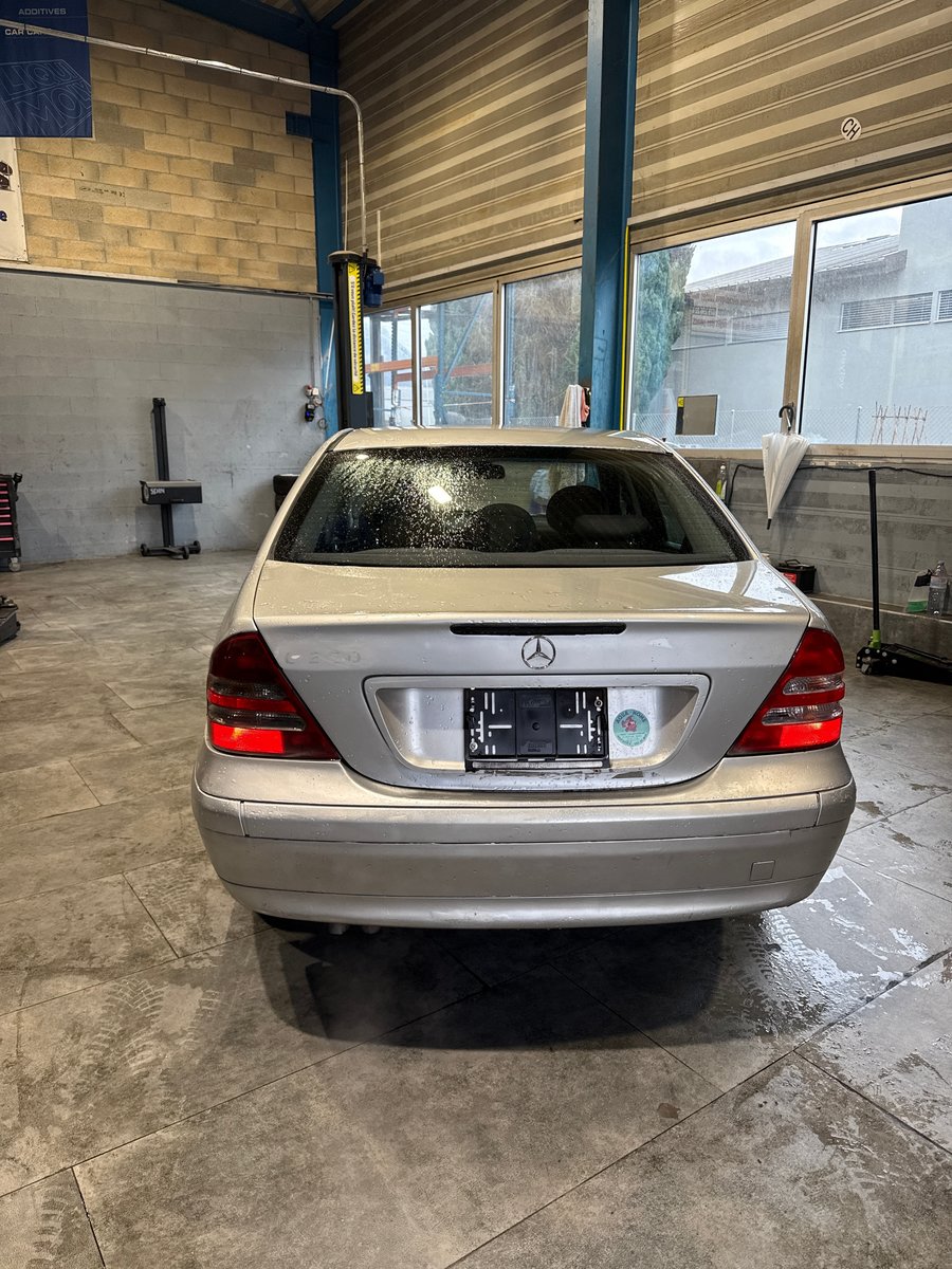 MERCEDES-BENZ C 240 Avantgarde, Essence, Occasion / Utilisé, Manuelle - 3