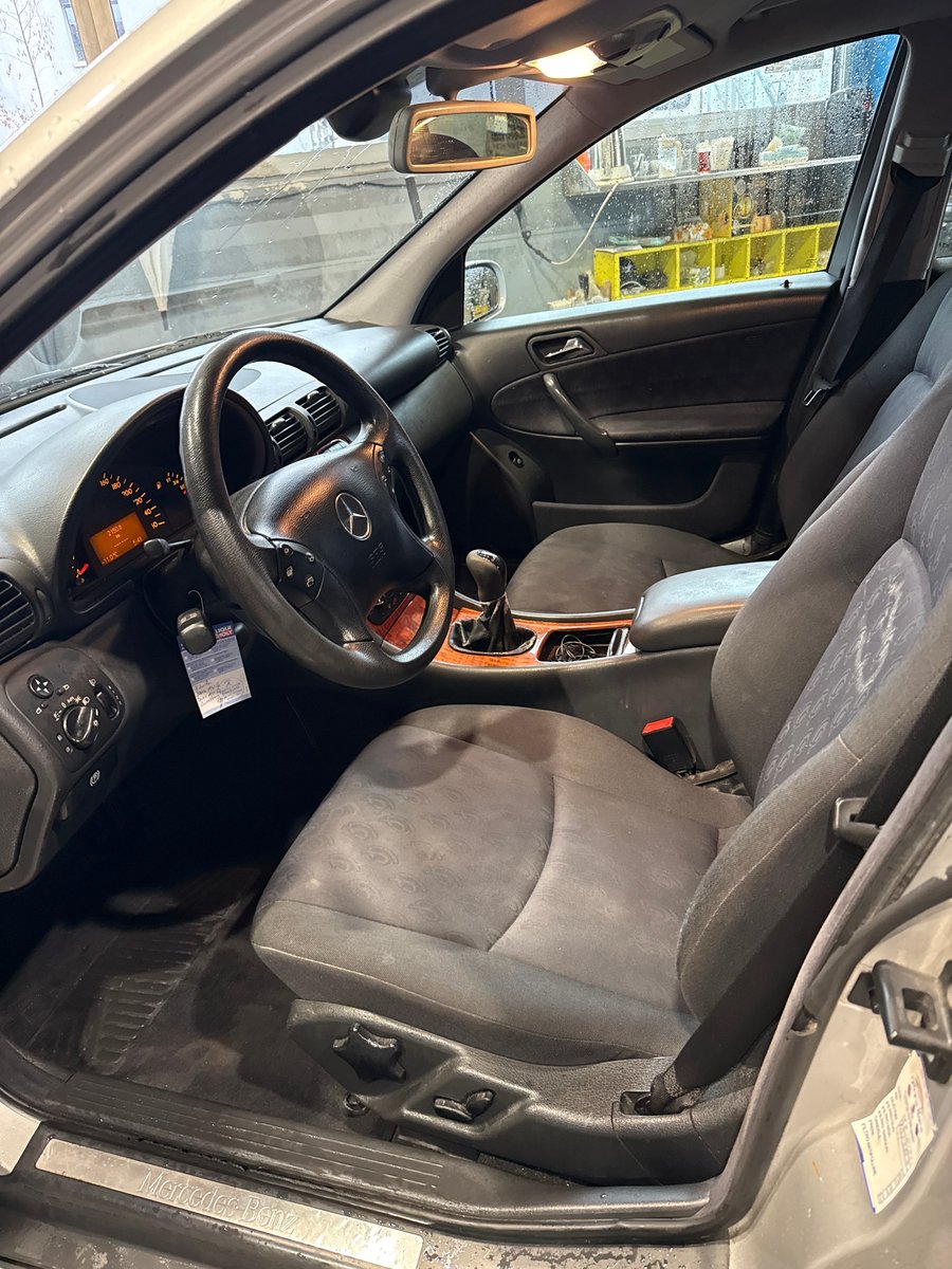 MERCEDES-BENZ C 240 Avantgarde, Essence, Occasion / Utilisé, Manuelle - 5