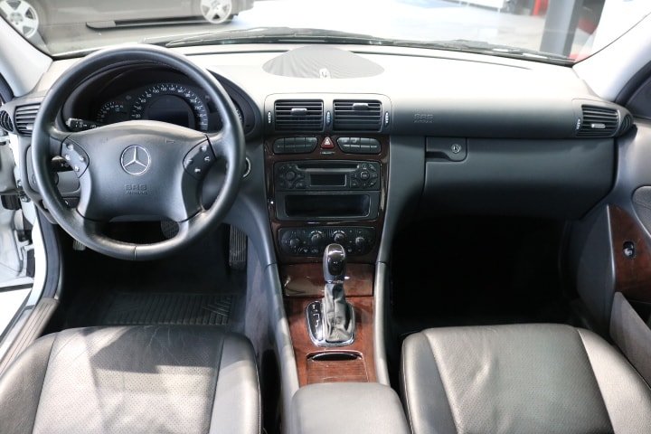 MERCEDES-BENZ C 240 Elégance, Benzin, Occasion / Gebraucht, Automatik - 2
