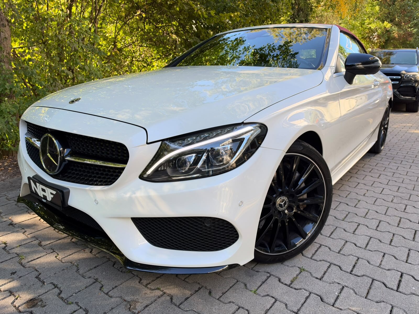 MERCEDES-BENZ C 250 Cabriolet AMG Line 9G-Tronic NIGHT Edition