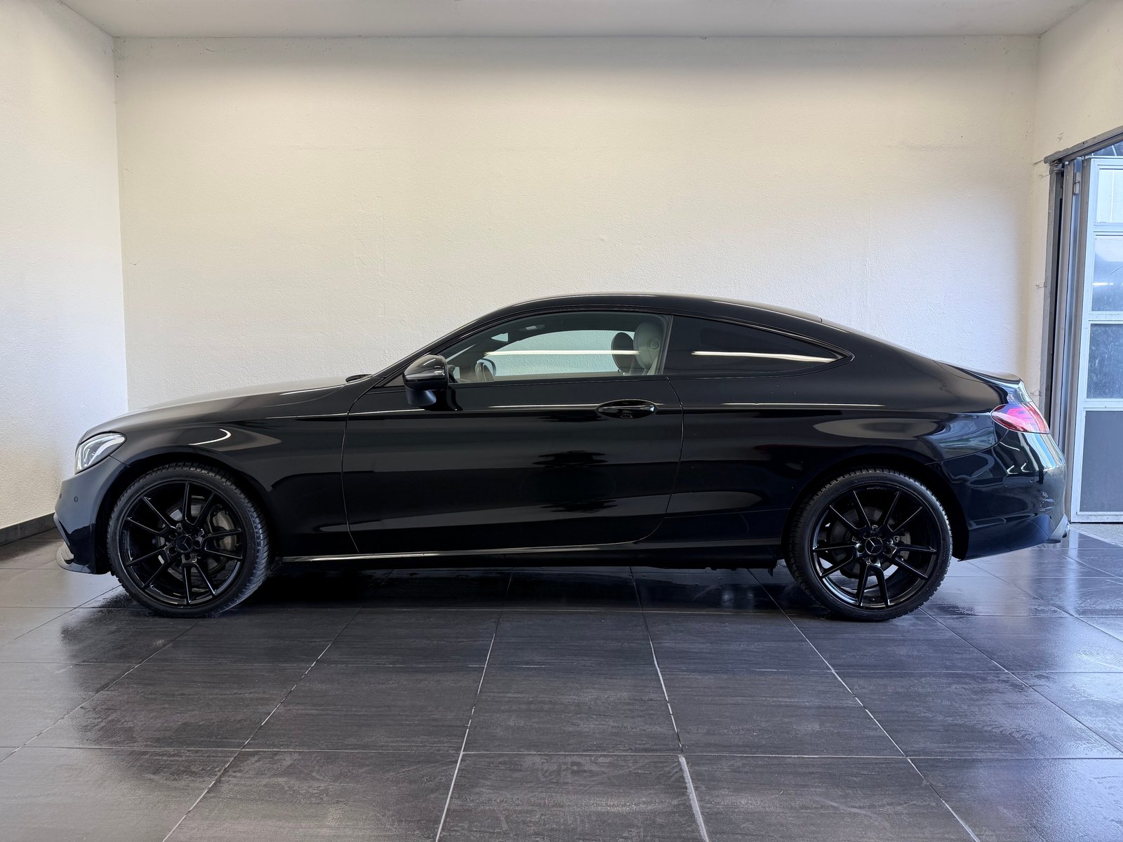 MERCEDES-BENZ C 250 d Coupé 9G-Tronic 4Matic AMG, Diesel, Occasioni / Usate, Automatico - 7