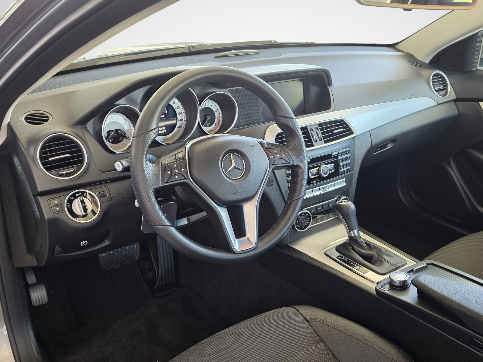 MERCEDES-BENZ C 250 BlueEF Coupé, Benzin, Occasion / Gebraucht, Automatik - 7