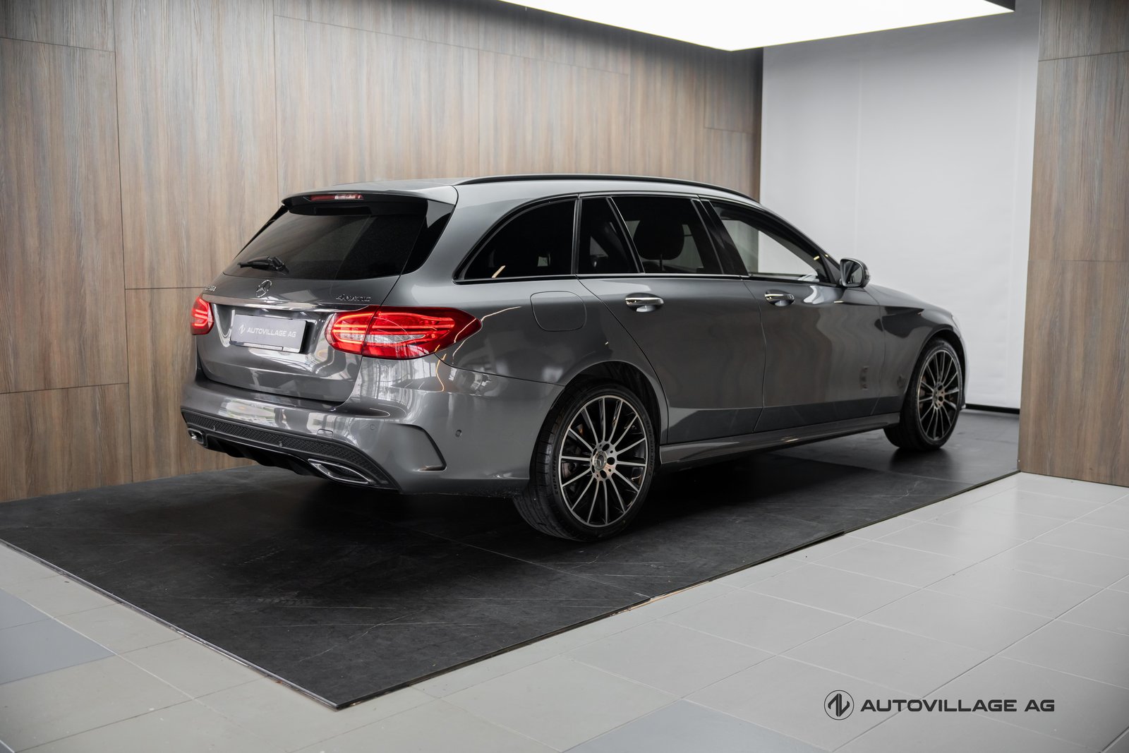 MERCEDES-BENZ C 250 d Swiss Star AMG Line 4Matic 9G-Tronic, Diesel, Occasioni / Usate, Automatico - 2