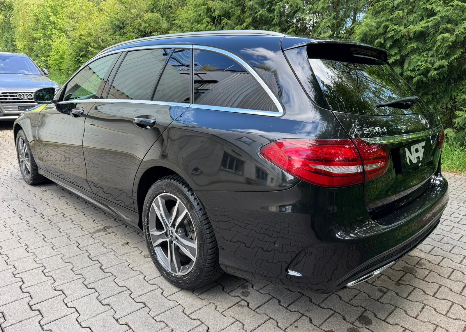 MERCEDES-BENZ C 250 d Swiss Star AMG Line 4Matic 9G-Tronic, Diesel, Occasion / Gebraucht, Automatik - 3