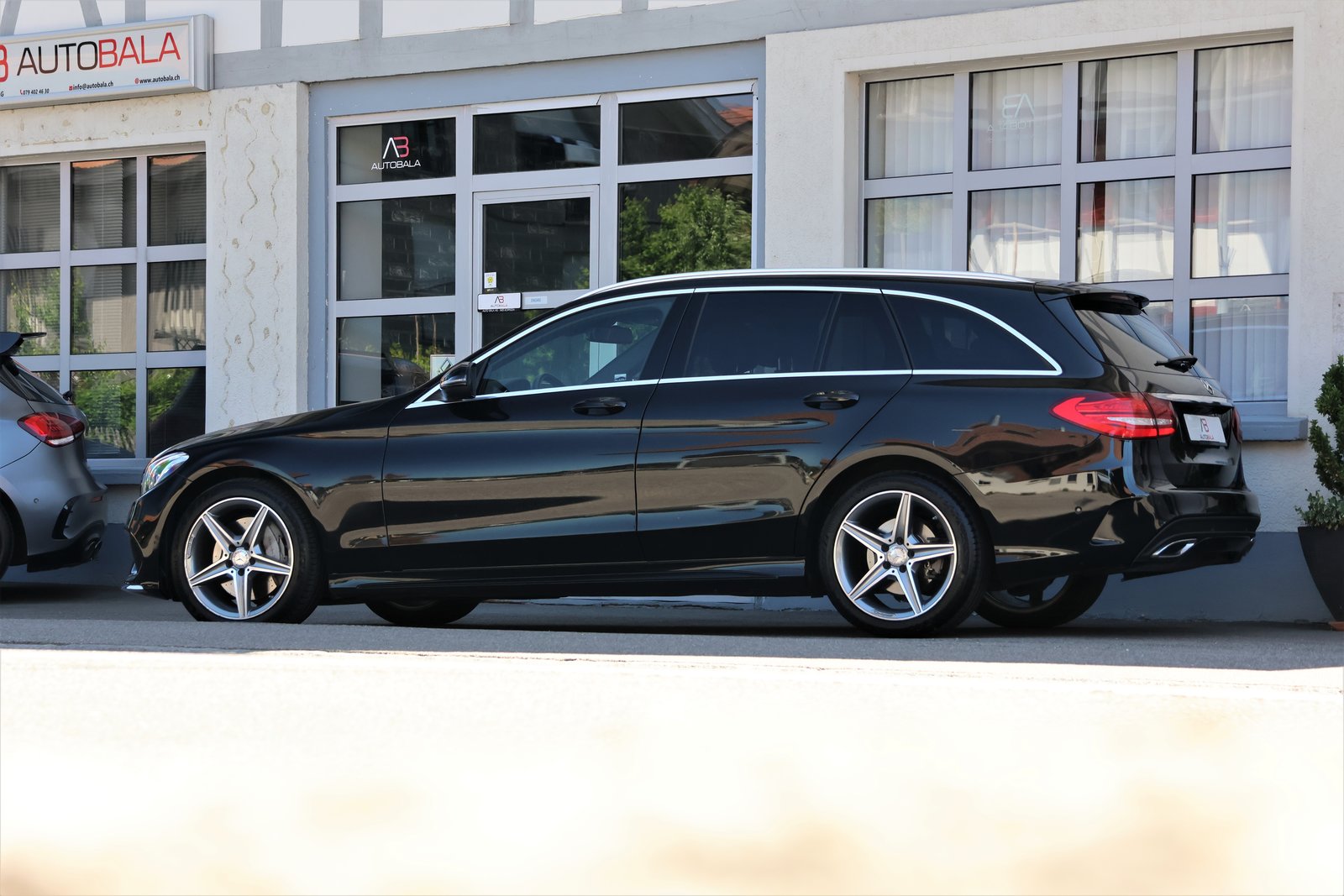 MERCEDES-BENZ C 250d BlueTEC AMG Line 4Matic 7G-Tronic Desig, Diesel, Second hand / Used, Automatic - 4