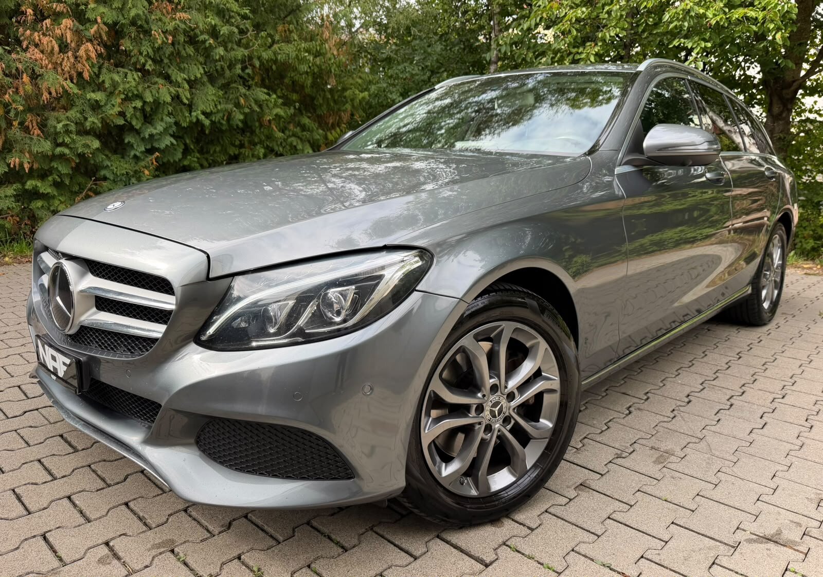 MERCEDES-BENZ C 250 d Swiss Star Avantgarde 4Matic 9G-Tronic