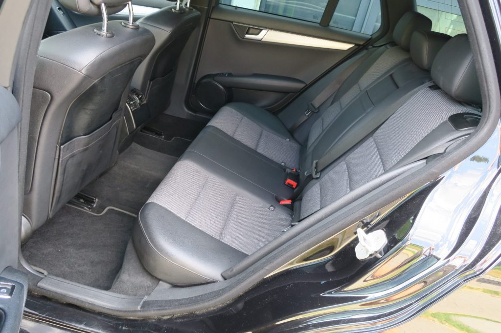 MERCEDES-BENZ C 250 CDI BlueEF AMG 4m 4x4 7-Gang Automat, Diesel, Occasion / Utilisé, Automatique - 6