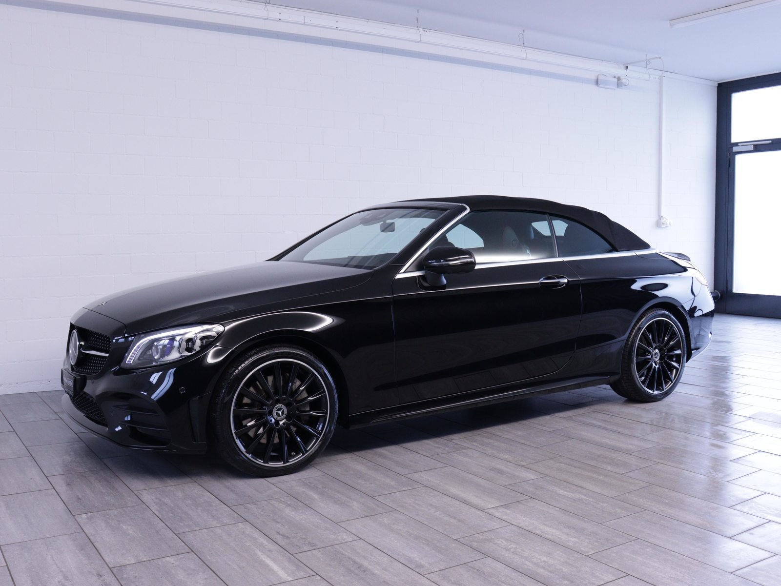 MERCEDES-BENZ C 300 AMG Line 4matic Cabriolet, Mild-Hybrid Benzin/Elektro, Occasion / Gebraucht, Automatik - 2