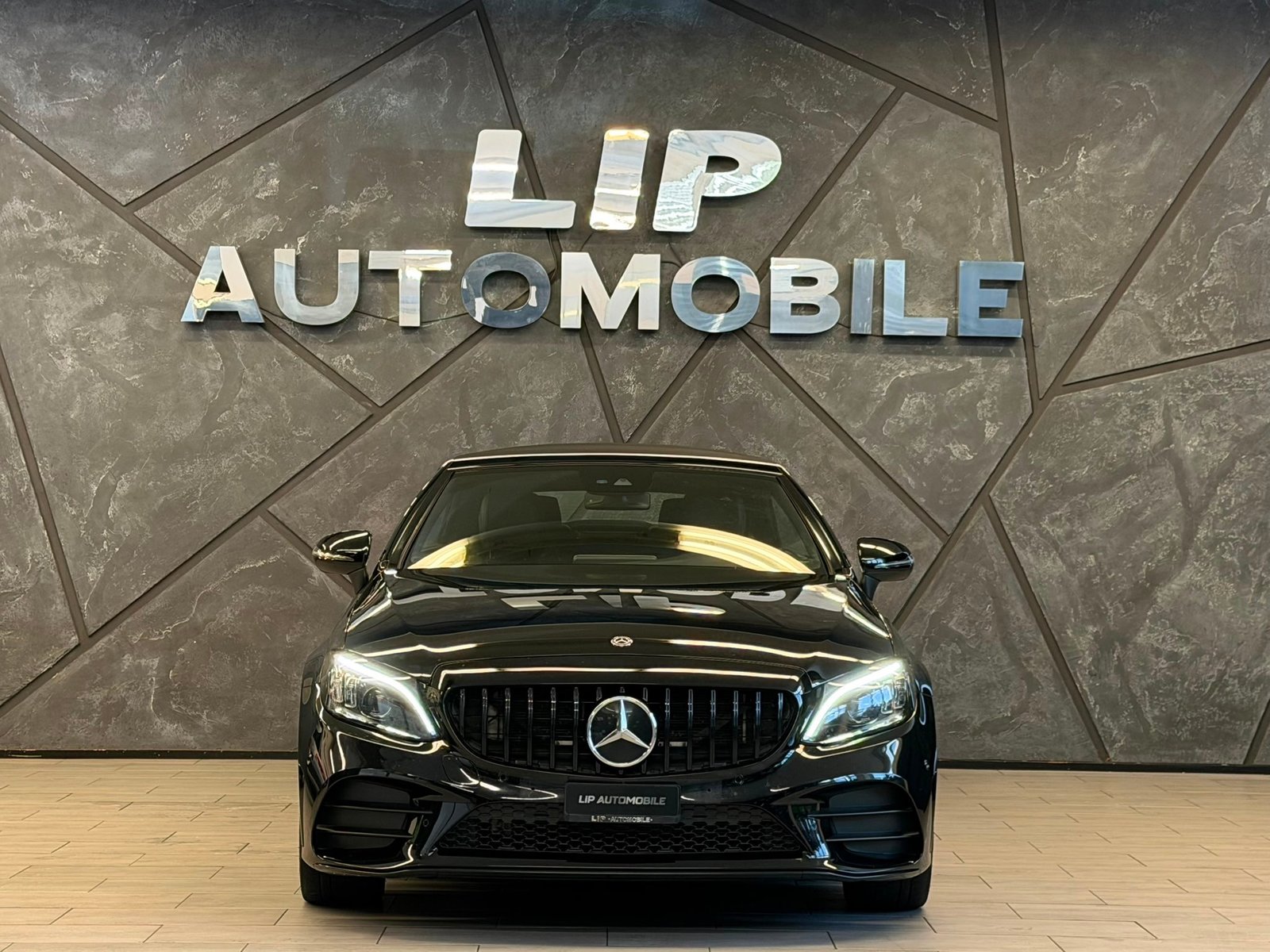 MERCEDES-BENZ C 300 AMG Line Cabriolet 9G-Tronic, Mild-Hybrid Petrol/Electric, Second hand / Used, Automatic - 2
