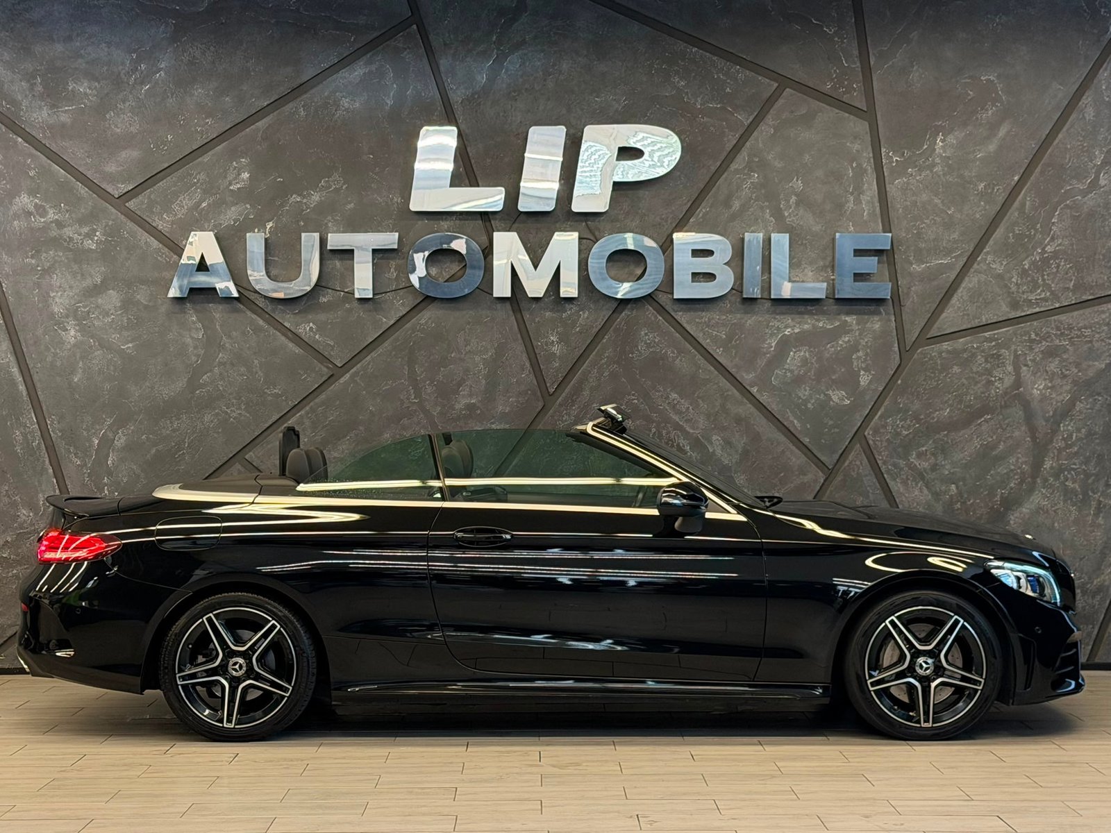 MERCEDES-BENZ C 300 AMG Line Cabriolet 9G-Tronic, Mild-Hybrid Petrol/Electric, Second hand / Used, Automatic - 4