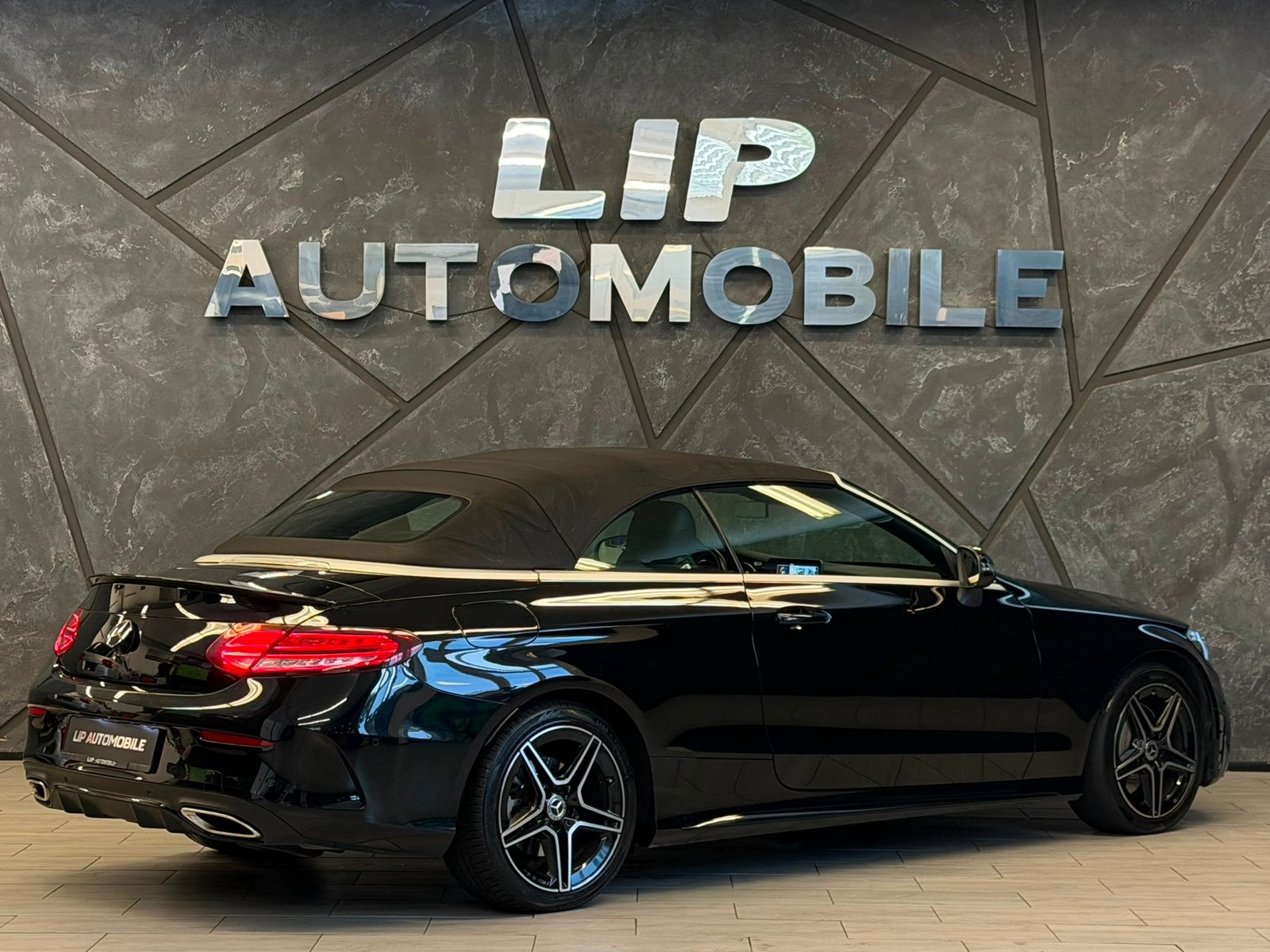 MERCEDES-BENZ C 300 AMG Line Cabriolet 9G-Tronic, Mild-Hybrid Petrol/Electric, Second hand / Used, Automatic - 6