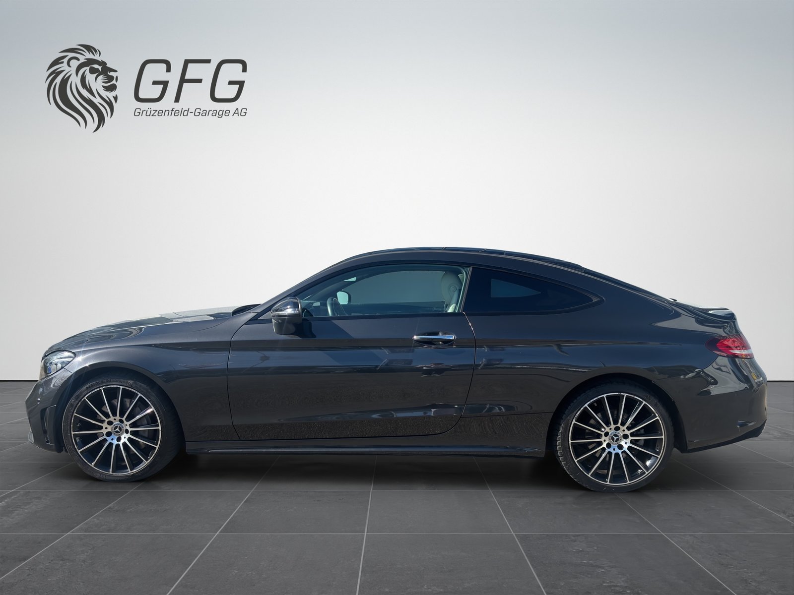 MERCEDES-BENZ C-Klasse C205 Coupé C 300 AMG Line 4matic, Mild-Hybrid Petrol/Electric, Second hand / Used, Automatic - 3
