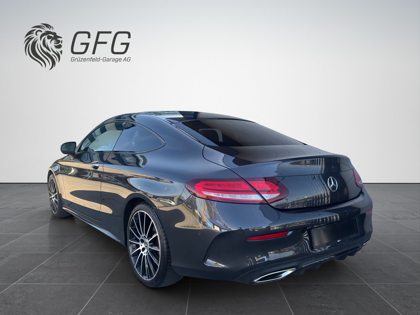 MERCEDES-BENZ C-Klasse C205 Coupé C 300 AMG Line 4matic, Mild-Hybrid Petrol/Electric, Second hand / Used, Automatic - 4