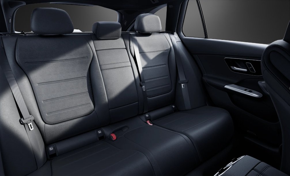 MERCEDES-BENZ C 300 T 4 Matic, Hybride Léger Essence/Électricité, Voiture nouvelle, Automatique - 7
