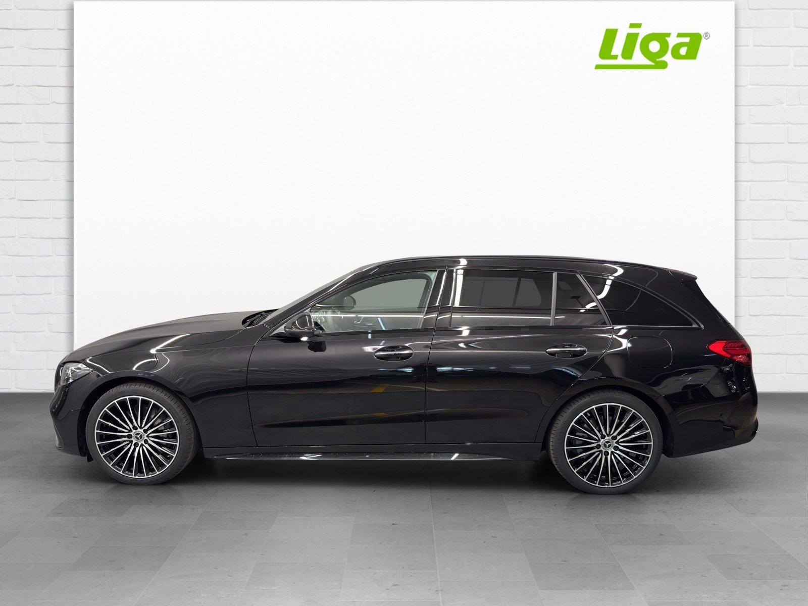 MERCEDES-BENZ C 300 de AMG Line 4Matic