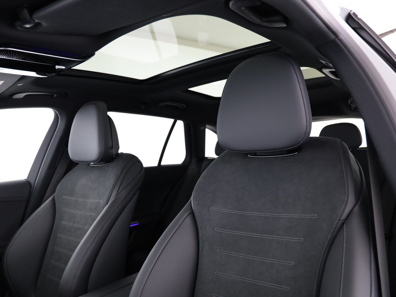 MERCEDES-BENZ C 300 T 4 Matic, Mild-Hybrid Petrol/Electric, New car, Automatic - 7