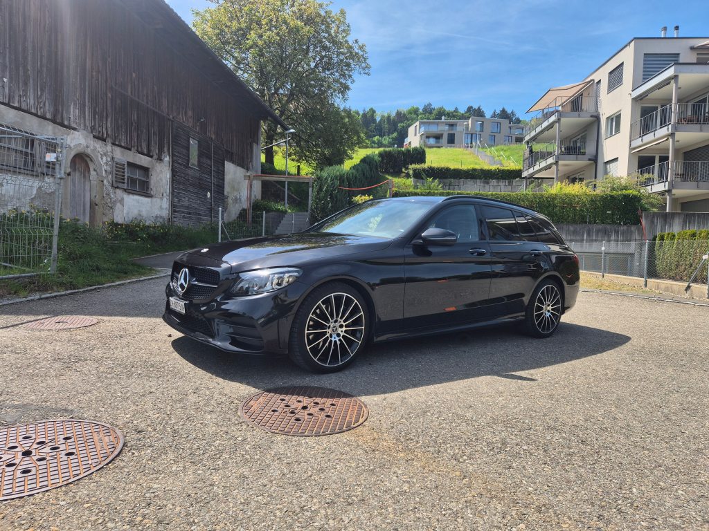 MERCEDES-BENZ C 300 AMG Line