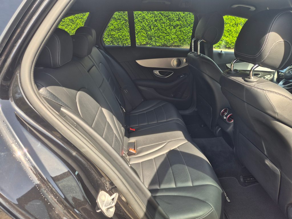 MERCEDES-BENZ C 300 AMG Line, Mild-Hybrid Benzin/Elektro, Occasion / Gebraucht, Automatik - 7