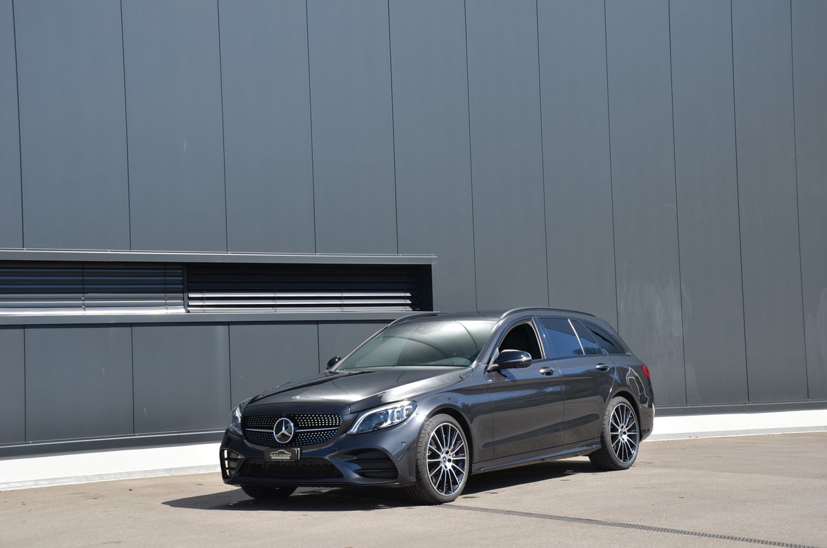 MERCEDES-BENZ C 300 AMG Line 4Matic 9G-Tronic