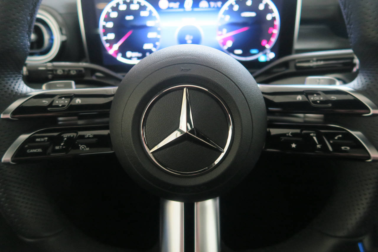 MERCEDES-BENZ C 300 AMG Line 4matic Kombi, Hybride Léger Essence/Électricité, Occasion / Utilisé, Automatique - 6