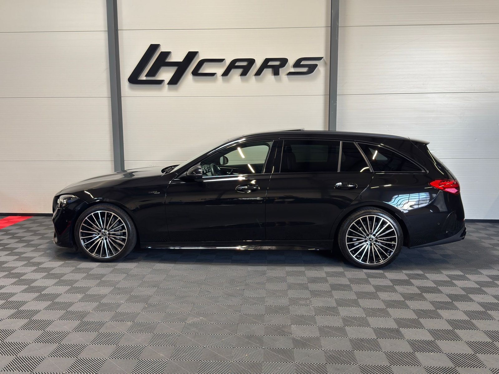 MERCEDES-BENZ C 300 AMG Line 4matic Kombi, Mild-Hybrid Benzin/Elektro, Occasion / Gebraucht, Automatik - 2