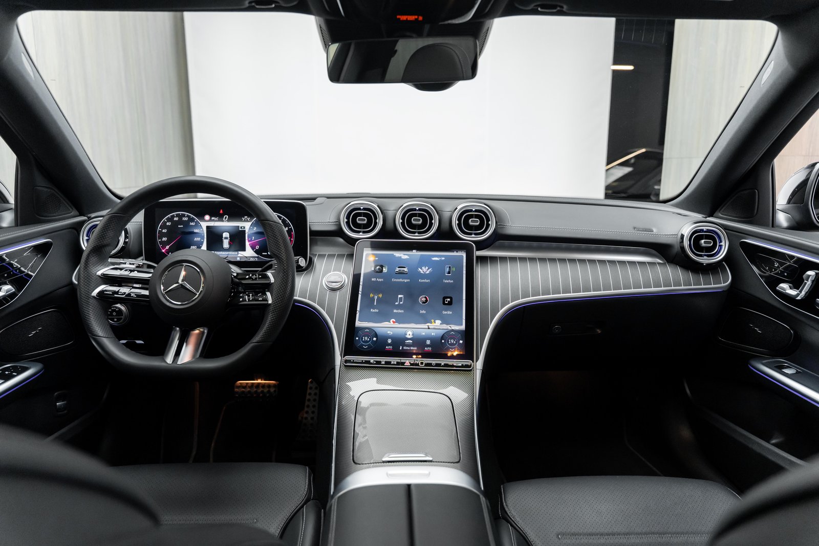 MERCEDES-BENZ C 300 T 4Matic AMG Line  Grau Magno  CH-Fz, Hybride Leggero Benzina/Elettrica, Occasioni / Usate, Automatico - 3
