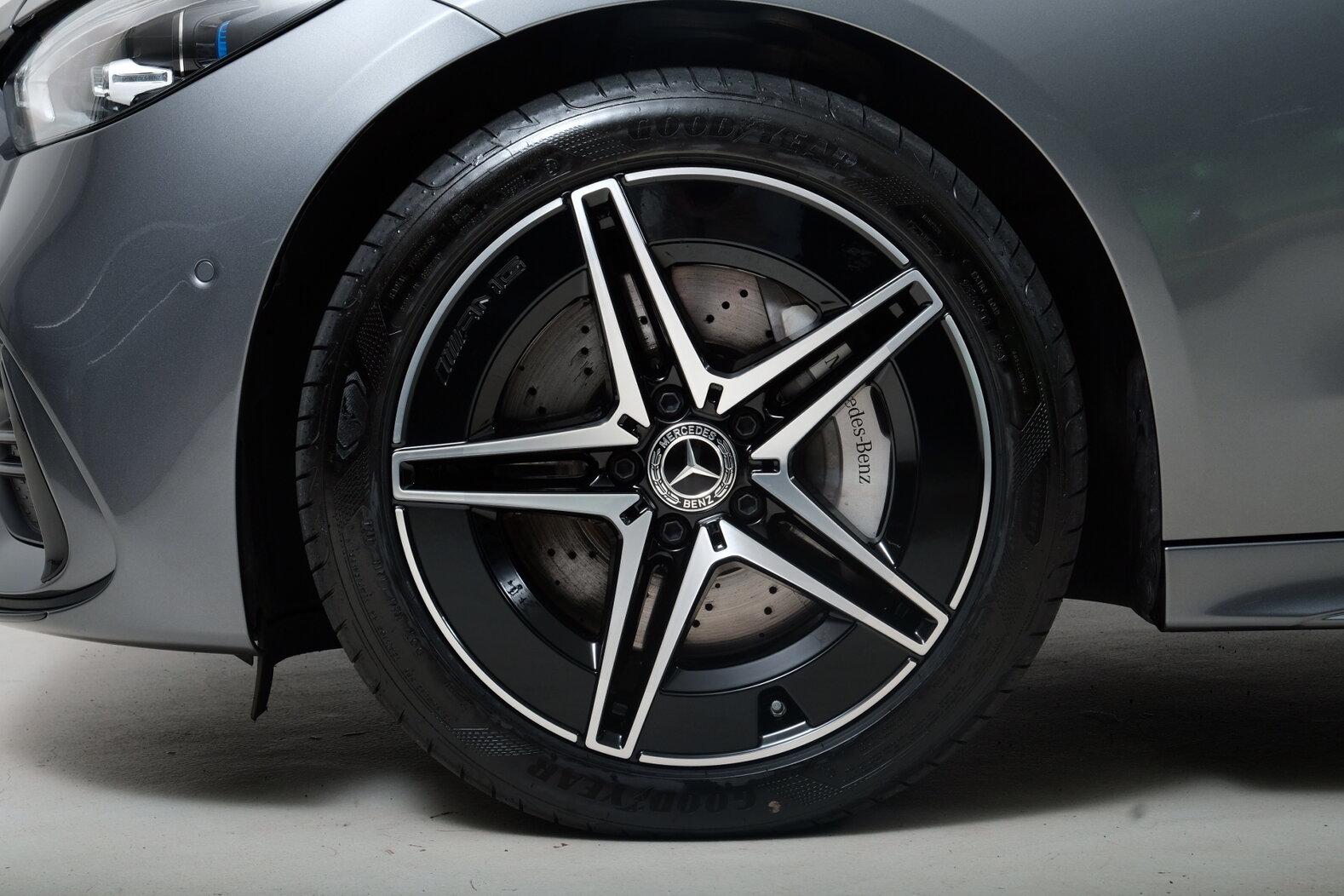 MERCEDES-BENZ C 300 de AMG Line 4Matic T-Modell S206, Plug-in-Hybrid Diesel/Electric, Second hand / Used, Automatic - 4