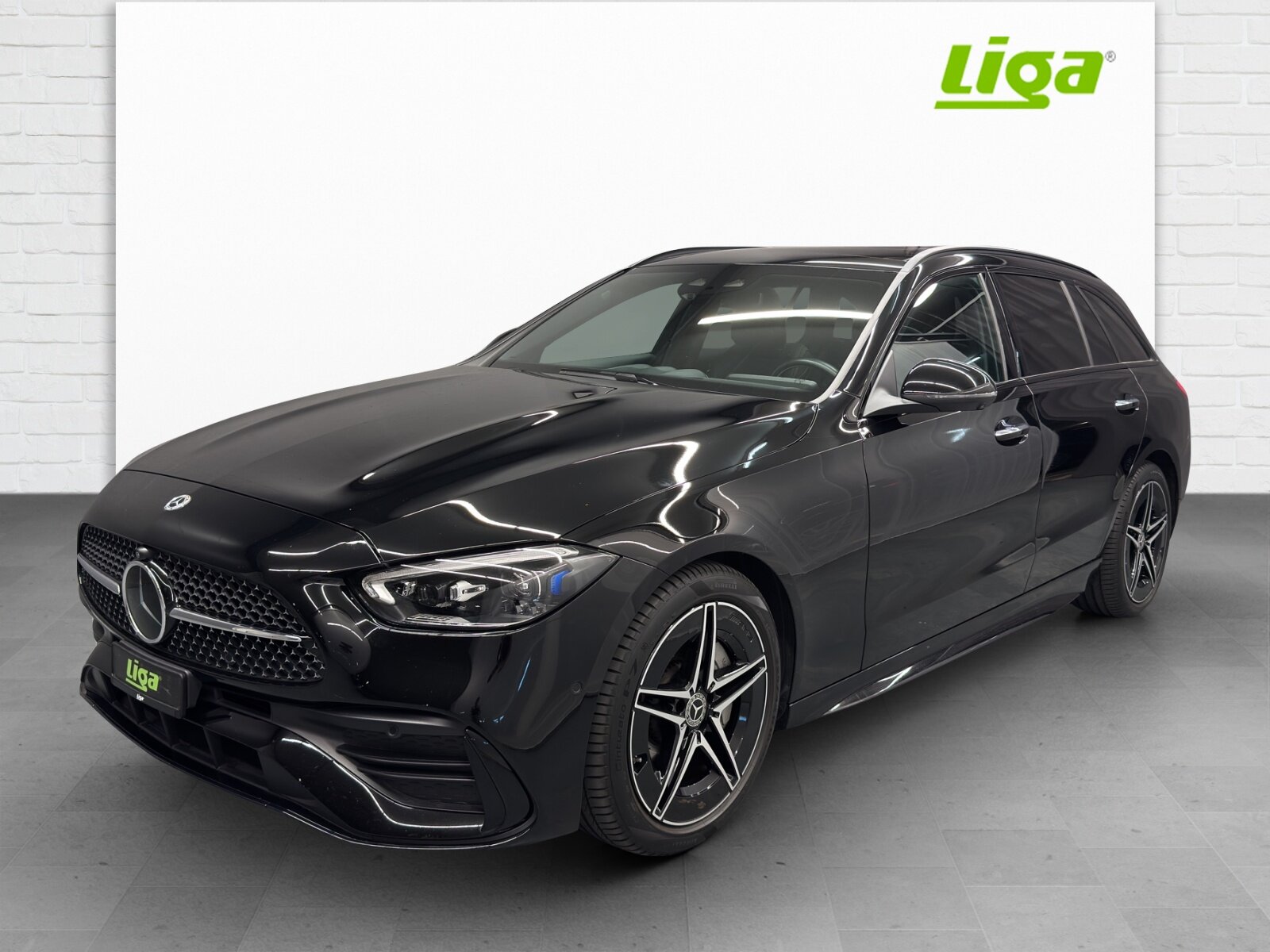 MERCEDES-BENZ C 300 AMG Line 4Matic