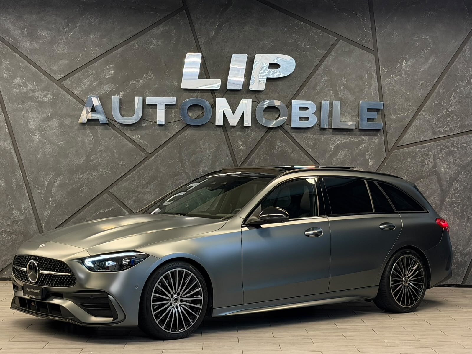 MERCEDES-BENZ C 300 T 4Matic AMG Line