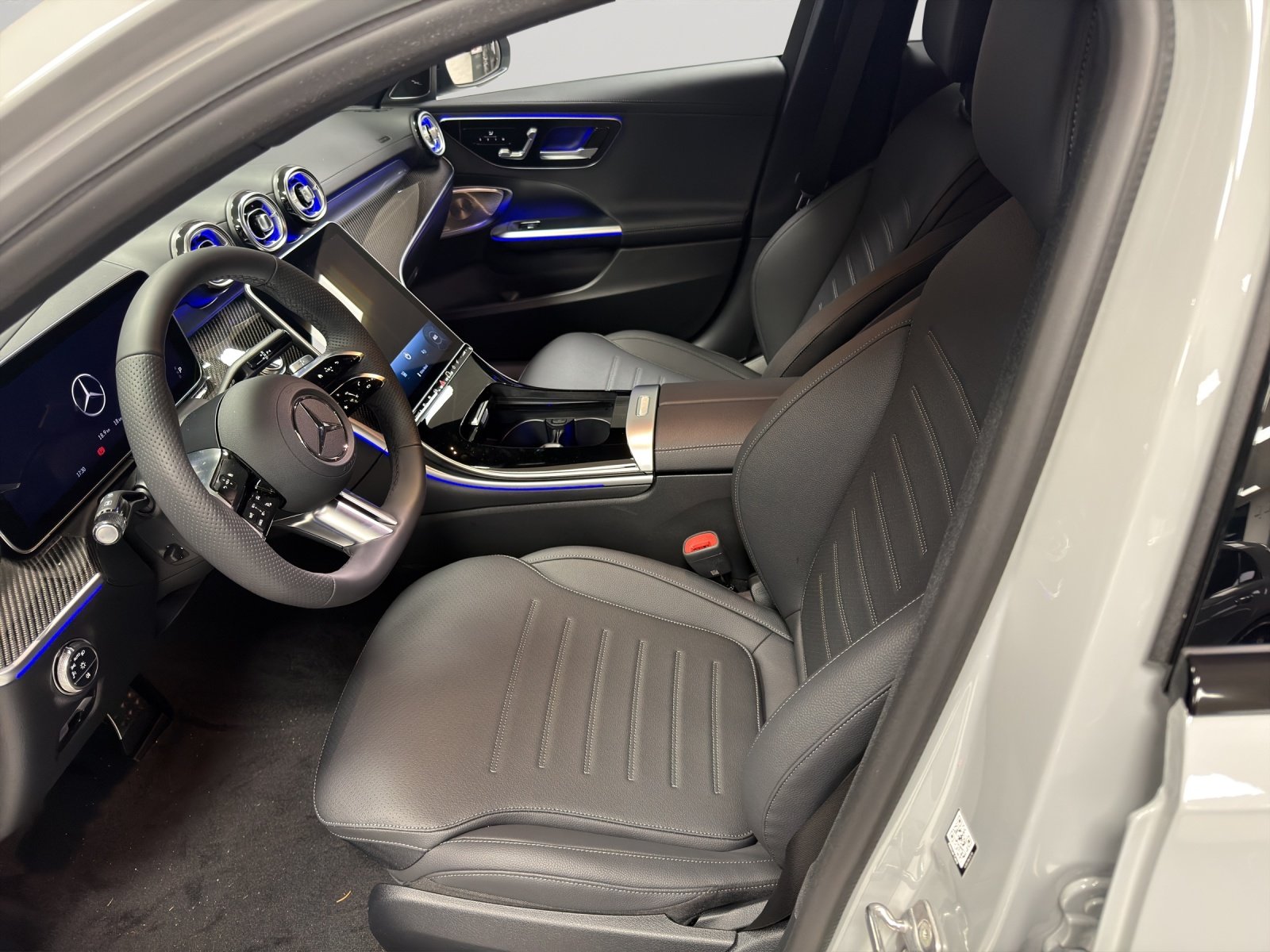 MERCEDES-BENZ C 300e EQ Hybrid, Plug-in-Hybrid Benzina/Elettrica, Auto nuove, Automatico - 5