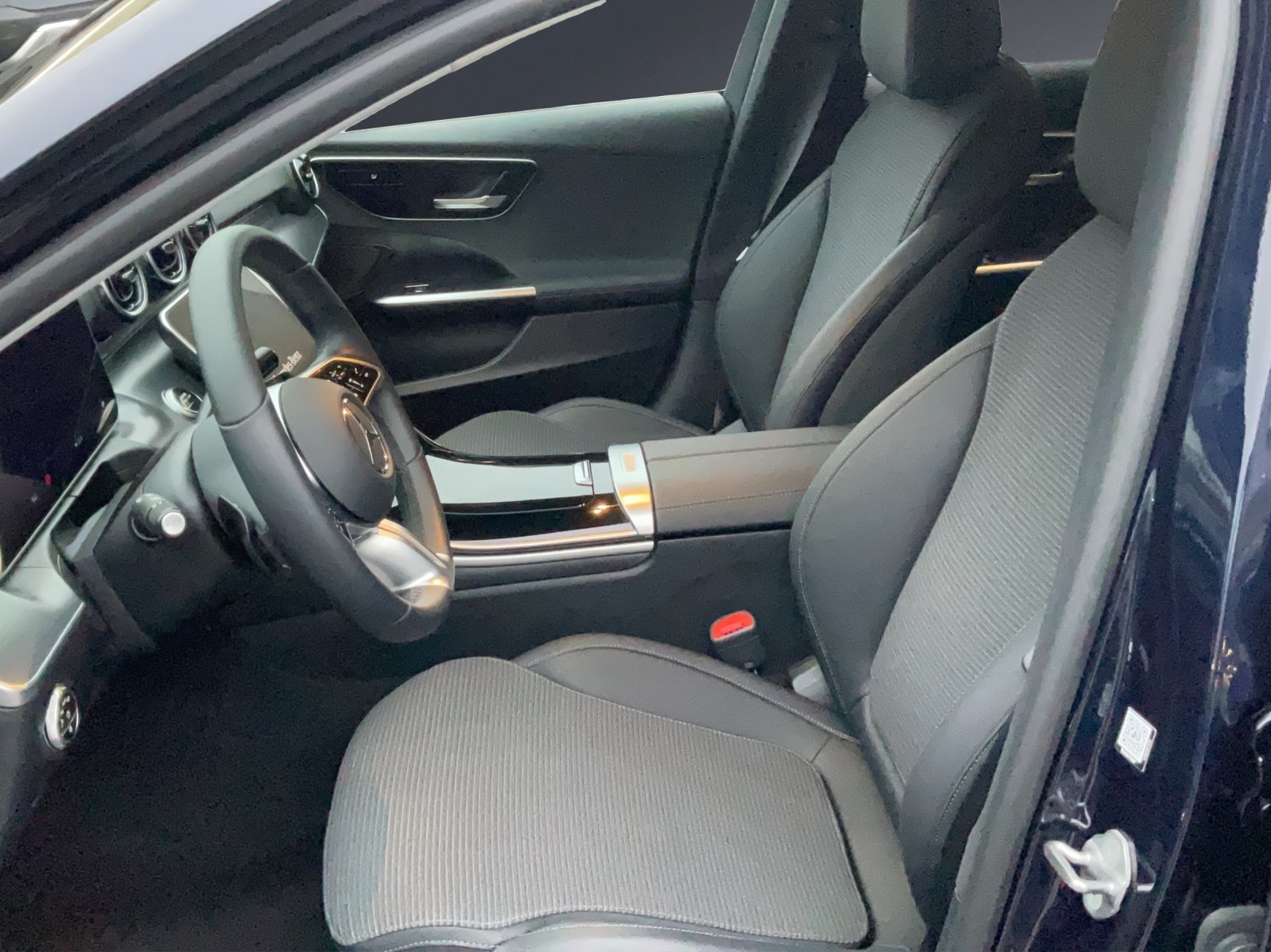 MERCEDES-BENZ C 300e Avantgarde, Plug-in-Hybrid Benzin/Elektro, Occasion / Gebraucht, Automatik - 6