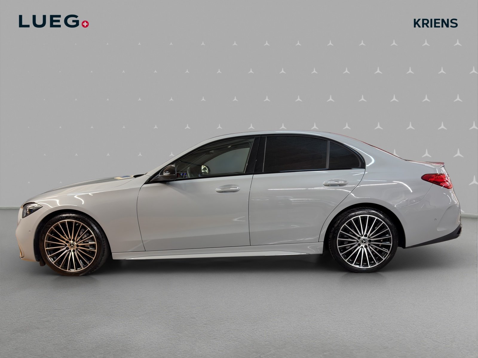 MERCEDES-BENZ C 300 d 4M - AMG / DISTRONIC / 360 Grad Kamera, Mild-Hybrid Diesel/Elektro, Occasion / Gebraucht, Automatik - 2