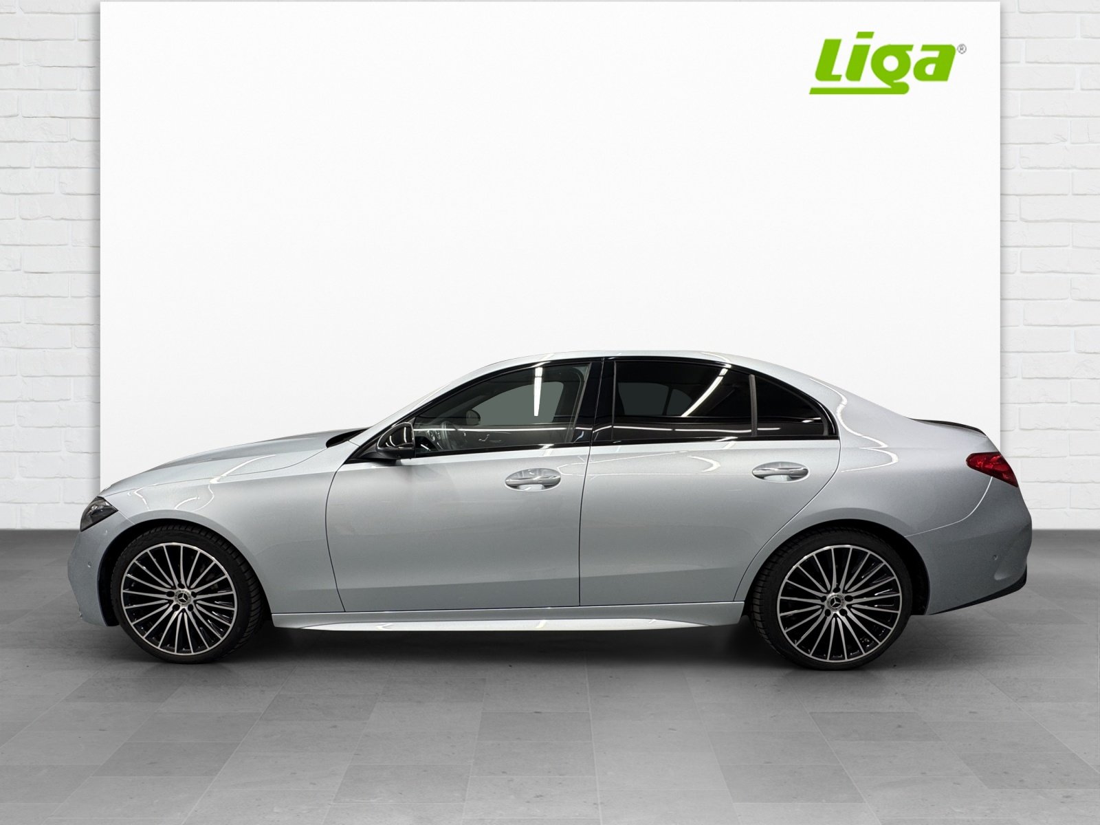 MERCEDES-BENZ C 300 AMG Line 4Matic, Mild-Hybrid Benzin/Elektro, Occasion / Gebraucht, Automatik - 3