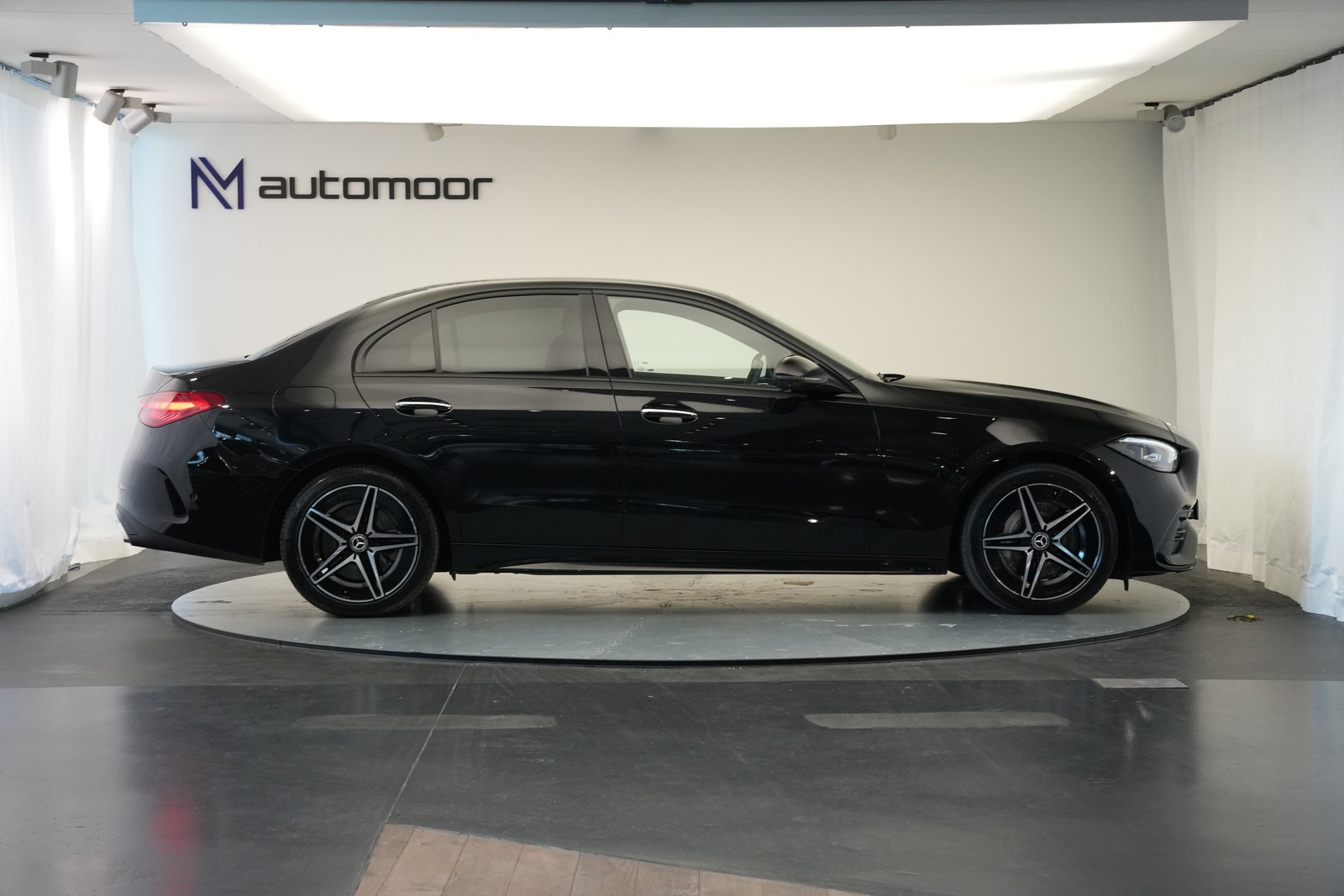 MERCEDES-BENZ C 300e 4Matic AMG Line *CH-Fahrzeug*, Hybride Rechargeable Essence/Électricité, Occasion / Utilisé, Automatique - 4